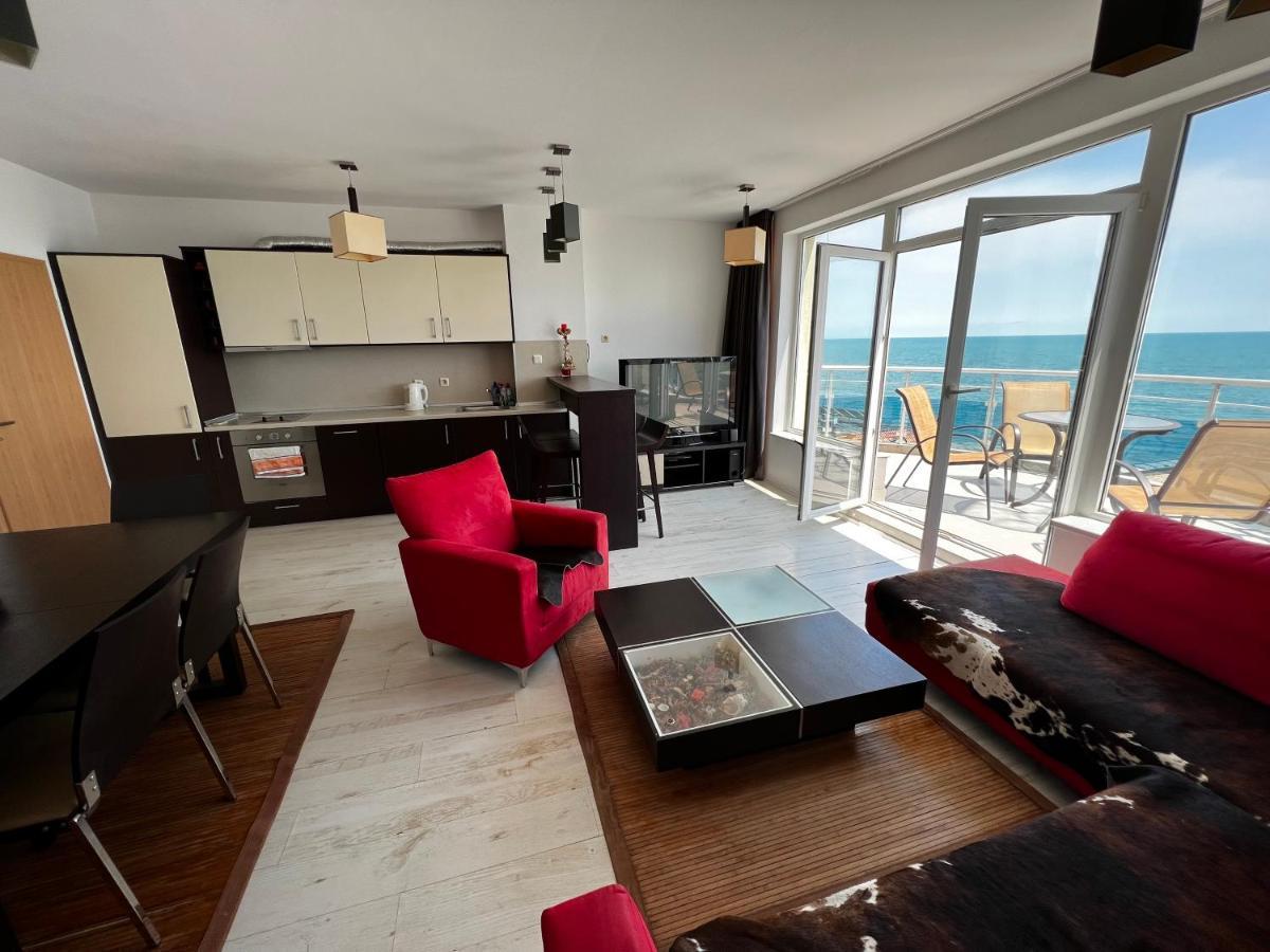 Modern Beachfront Apartment With Pool Ravda Buitenkant foto